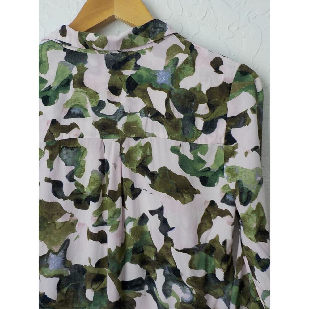Crosby Green Button Up Shirt Women size S Leaf Pattern 100% Rayon Long Sleeve - Picture 6 of 8